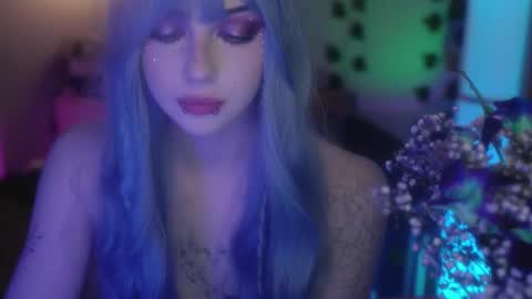 Alyson online show from March 8, 4:39 pm