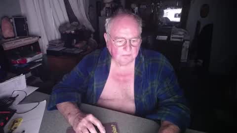 EXCEOS online show from December 22, 3:33 pm