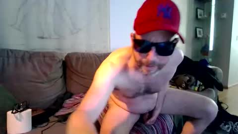 Snapshot of exibist79 chatting on September 21, 8:18 am exibist79 online show from September 21, 8:18 am
