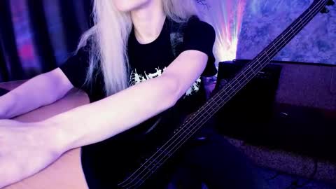 my real name is Irene but Exo is oke too  online show from October 27, 11:49 pm