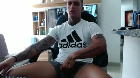 Snapshot of exotic_dude chatting on March 5, 5:29 pm camilo online show from March 5, 5:29 pm