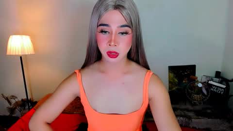 expensive_elise online show from February 16, 10:02 am
