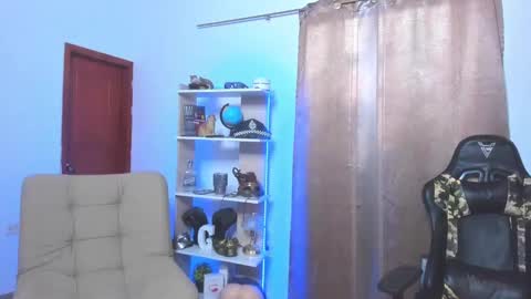 Snapshot of exquisite_gabe chatting on February 18, 7:30 pm GABRIEL online show from February 18, 7:30 pm