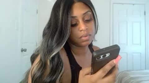 exstacybanks online show from November 30, 8:16 pm