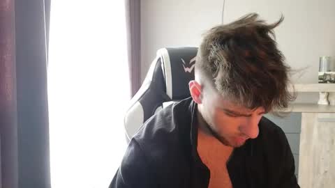 Sweetheart online show from October 3, 5:49 am