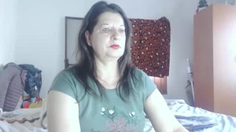 ExtasyMature online show from April 16, 5:18 am