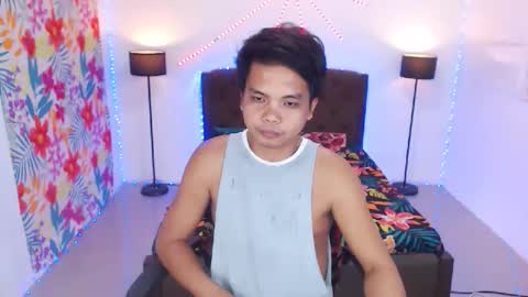 JOHNDAVE online show from February 24, 8:01 pm