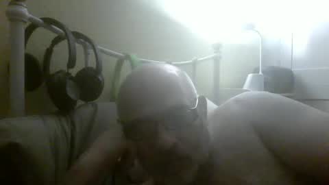 f1zzeek online show from March 8, 2:04 am