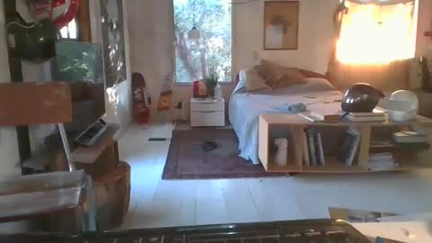 faams online show from January 9, 10:52 pm