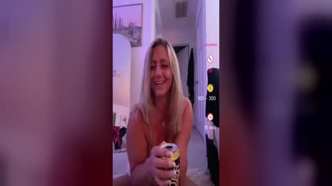 fairfox4949 online show from July 10, 8:30 am