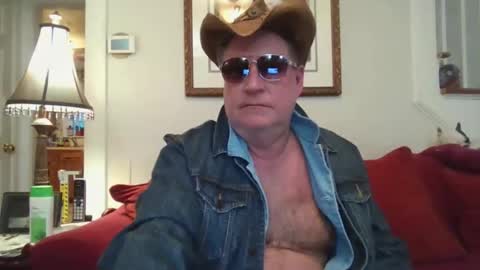 fairmount31 online show from January 7, 9:42 pm