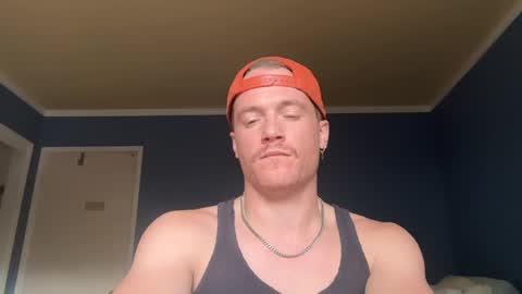 Travis online show from October 9, 8:58 pm