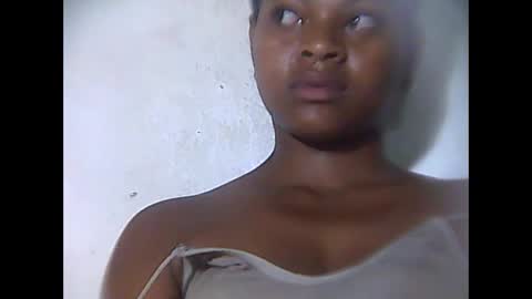 falielyse online show from November 16, 8:11 pm