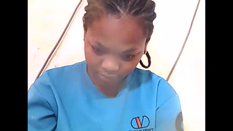 Snapshot of falielyse chatting on October 9, 9:59 am falielyse online show from October 9, 9:59 am