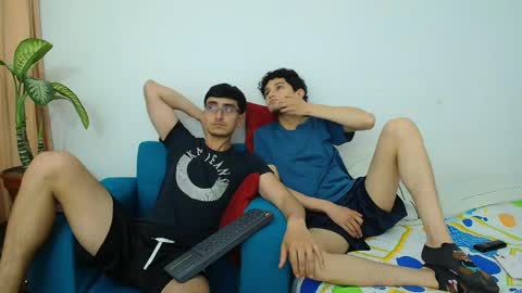 FallGays online show from May 29, 2:31 am