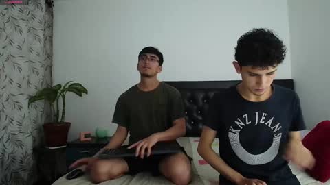 FallGays online show from October 6, 11:55 pm