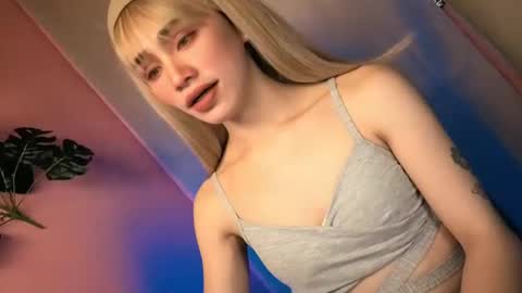 Alexandra x Alexandro online show from February 25, 7:20 am