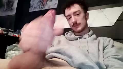 fanekade online show from November 17, 4:31 pm