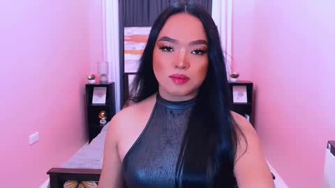 ITYS ME MONA online show from March 9, 9:25 am