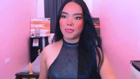 ITYS ME MONA online show from April 2, 6:04 pm