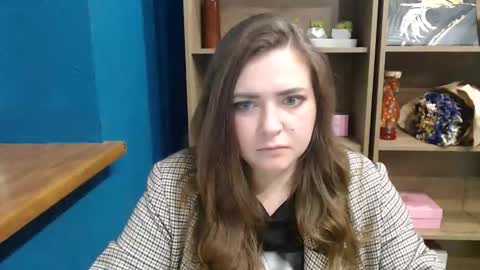 Linda online show from May 8, 9:04 am
