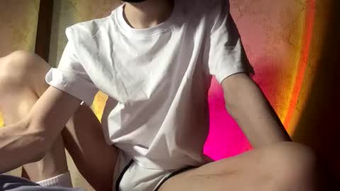 Snapshot of fantasydanny chatting on December 25, 6:52 pm HappyCake online show from December 25, 6:52 pm