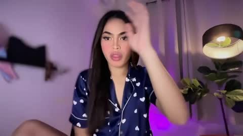 farrahmoanx online show from July 7, 12:09 pm