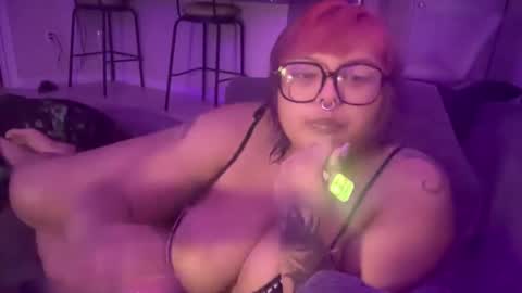 fartgirl06 online show from December 16, 7:04 am