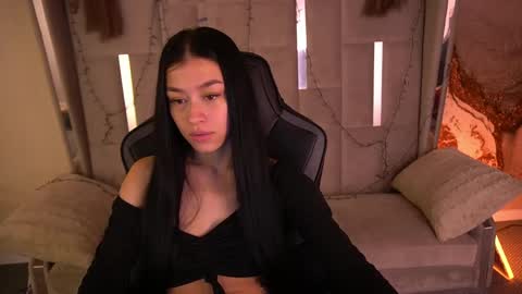 Nellie online show from April 13, 9:41 pm