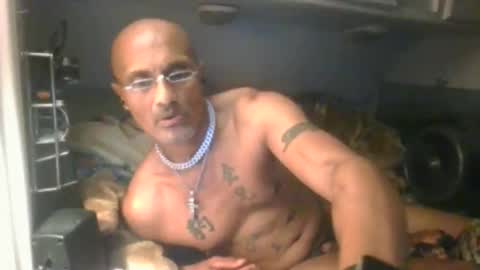 himthewholetime online show from December 19, 7:04 am