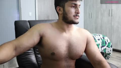 fatherfly001 online show from April 7, 8:00 pm