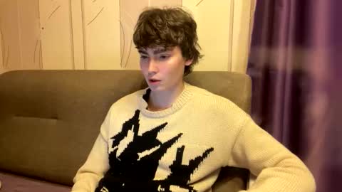 Snapshot of faustfrost chatting on October 16, 5:12 pm Faust online show from October 16, 5:12 pm