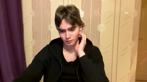 Faust online show from December 1, 7:23 pm