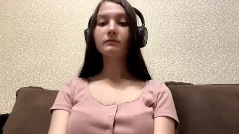 Aurora 18yo online show from October 22, 8:17 am