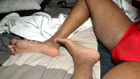 feetofmau online show from October 28, 7:42 am