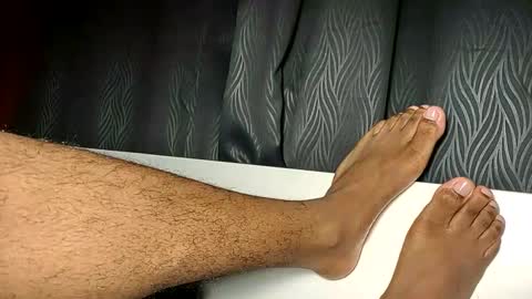 feetofmau online show from November 19, 7:18 am