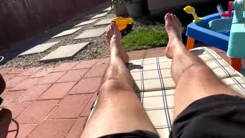 FEETOMINES online show from November 9, 8:11 pm