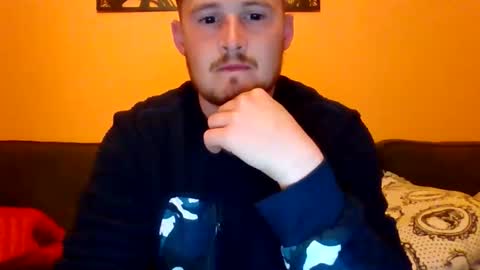 Yung English Man online show from May 3, 8:48 pm