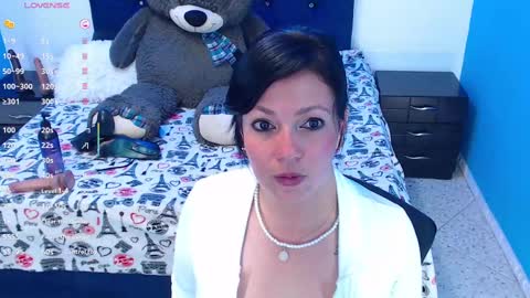 felina online show from February 22, 8:09 pm