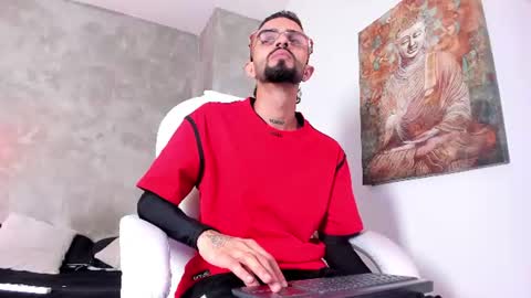 Felipe online show from July 17, 4:36 am