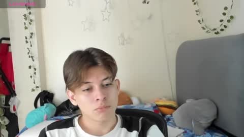 Snapshot of felix_leex chatting on October 10, 7:08 pm Felix leex online show from October 10, 7:08 pm