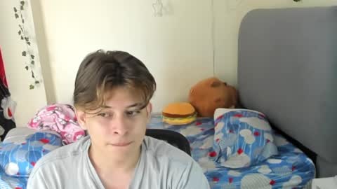 Snapshot of felix_leex chatting on October 22, 6:53 pm Felix leex online show from October 22, 6:53 pm