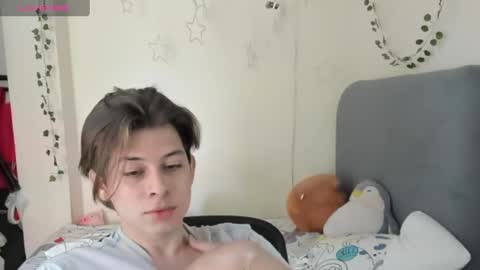 Snapshot of felix_leex chatting on October 2, 7:23 pm Felix leex online show from October 2, 7:23 pm