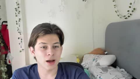 Snapshot of felix_leex chatting on September 22, 7:07 pm Felix leex online show from September 22, 7:07 pm