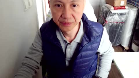 felixlau online show from December 23, 3:56 am