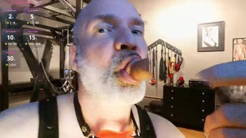 Piggy online show from March 11, 12:44 am