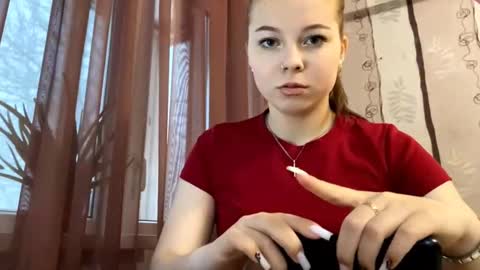 fernandamathson online show from October 6, 11:28 am