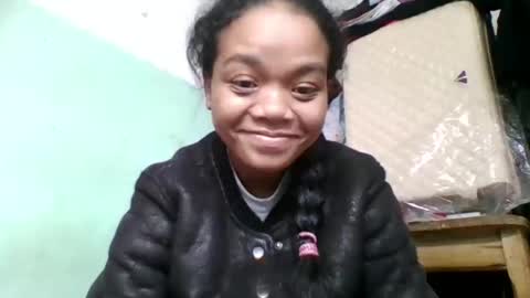 fetranialdy online show from December 3, 4:24 am