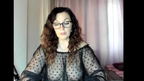 Snapshot of fey_bb chatting on February 11, 2:46 am Milana online show from February 11, 2:46 am