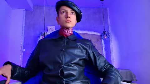   online show from November 9, 12:08 pm